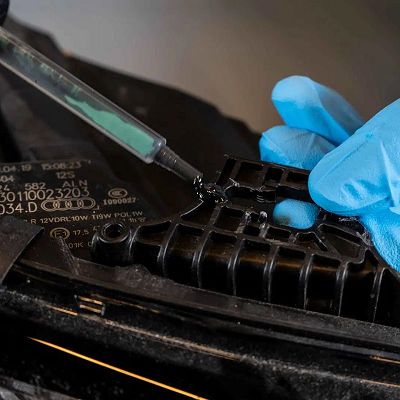 REPAPLAST 2K BLACK - HIGH-STRENGTH TWO-COMPONENT PLASTIC REPAIR COMPOUND