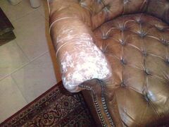 Rénovation fauteuil en cuir abimé - photo 3