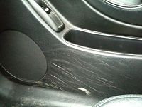 Tutoriel rénovation siège auto skaï ou simili-cuir