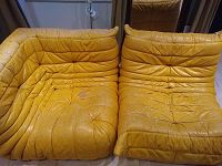 Canapé très abîmé