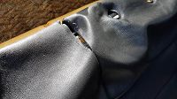 [cuir] Coutures craquées sur Peugeot 405 Mi16