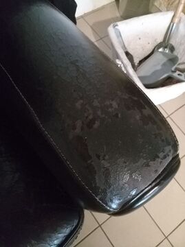 Repair and re-colouring of armchairs