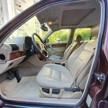 BMW Pergament