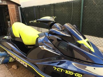 Fluorescent yellow reclour