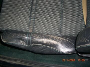 repair semi leather seat 205 gti - 3