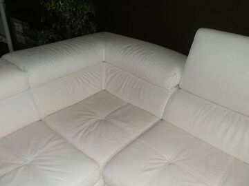 Repigmentation of the white leather lounge - 4