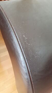 Réparer fauteuil simili-cuir Maison Coloniale - 2