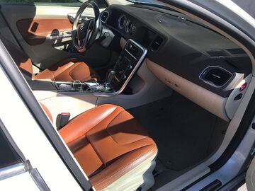 Conseils coloration intérieur Volvo V60 - 2