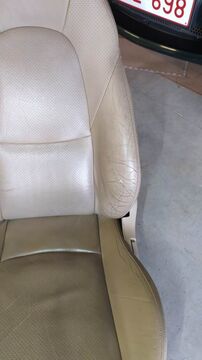 Réparation intérieur cuir Mazda Mx5 - 1