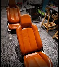 superbe rénovation des sièges en cuir de ma voiture