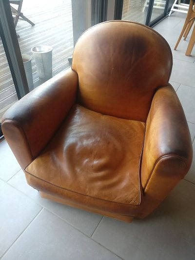 renovation of sofa and club armchairs