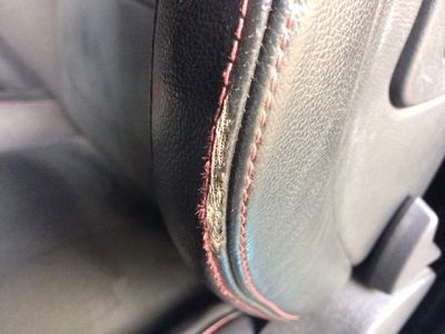 damaged skai ds3 racing seats