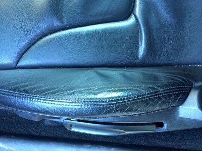 wear and tear on black leather seat on driver's side audi tt
