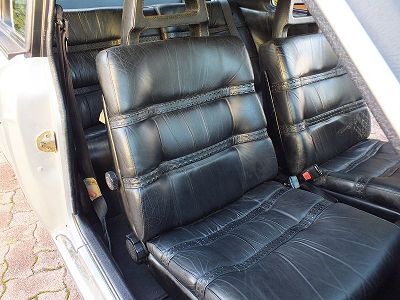 Sièges un peu particuliers