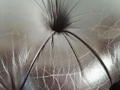Rénovation et réparation de deux canapés en cuir (dont un chesterfield)