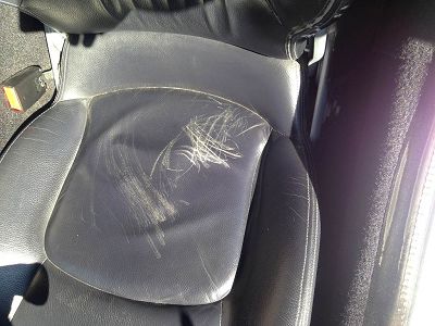 sièges et volant cuir