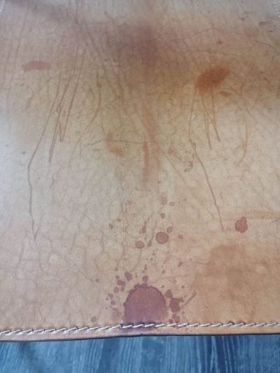 Restauration cuir - dossier de chaise