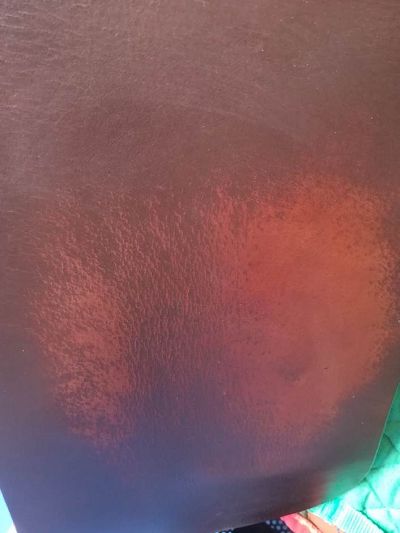 renovation  color sur selle du au frottement des shaps