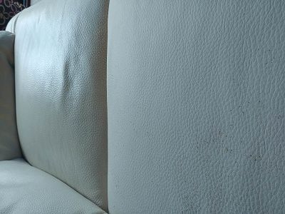 Cuir qui pèle lors du nettoyage