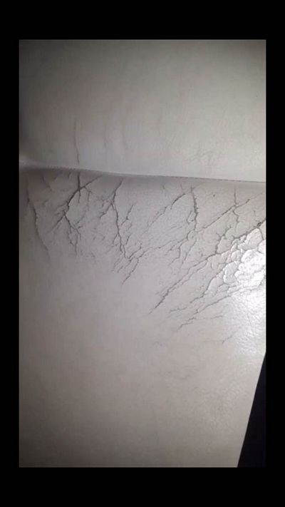 Wich kit may I use for these destroyed seats?