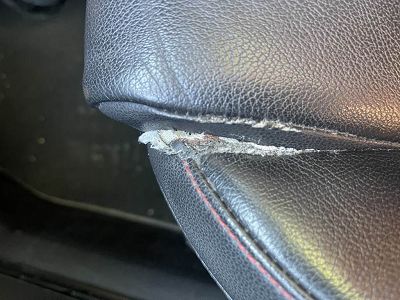 Déchirure siege cuir