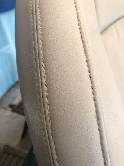 Recolorant aspect peinture collante