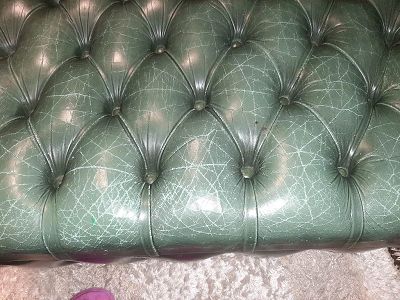 Cuir craquelé chesterfield