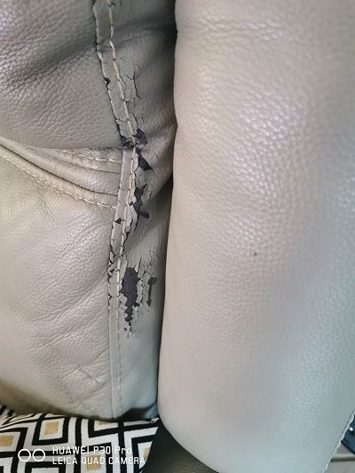 Réparation canapé en simili 3702