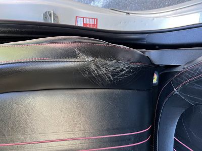 Réparer un cuir déchiré sur la couture ?