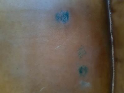 Enlever tache de feutres sur cuire basane