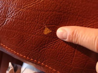 Accident sur canapé en cuir : Retrouver un aspect impeccable