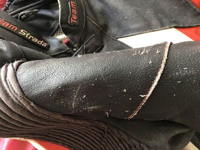 Réparation manteau cuir éraflé et craquelé et recolortion 3 couleurs