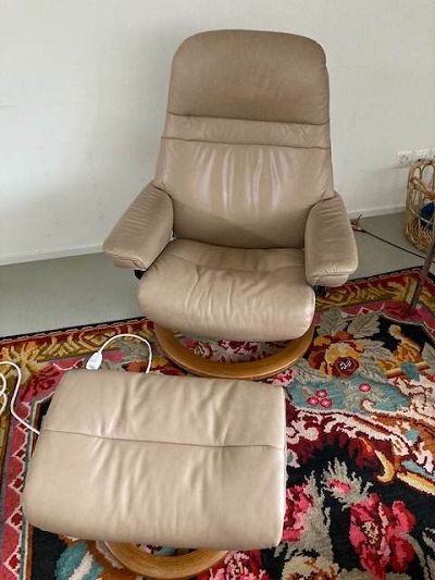 Changement de couleur d'un fauteuil cuir relax