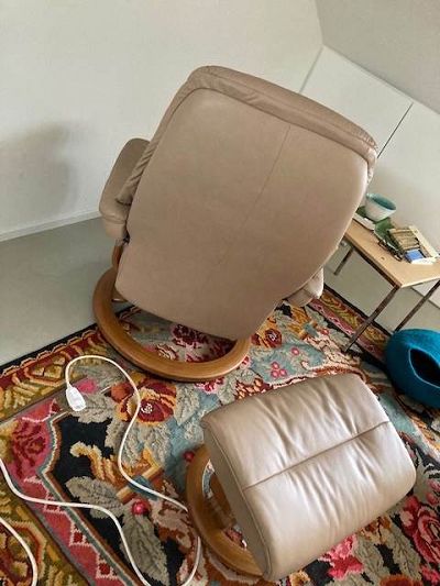 Changement de couleur d'un fauteuil cuir relax