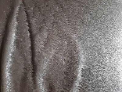 conseil sur les produits pour un canapé avec qq signes d'usures