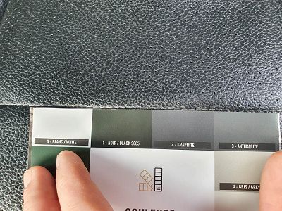 Choix teinte intérieur simili cuir