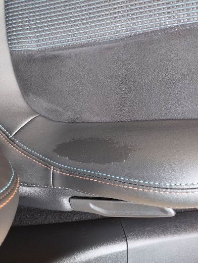 Revernir simili cuir