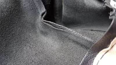 [cuir] Coutures craquées sur Peugeot 405 Mi16