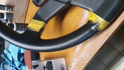 Rénovation volant cuir R25 baccara