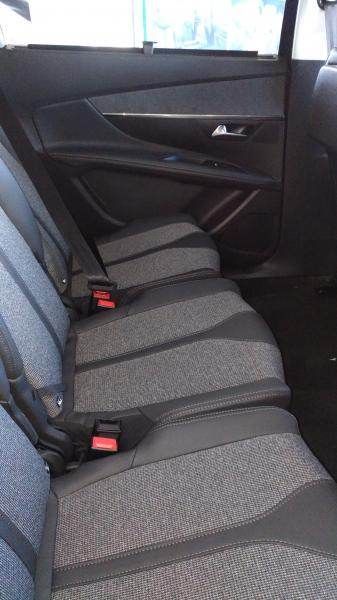 Accro sur TEP siege avant 5008