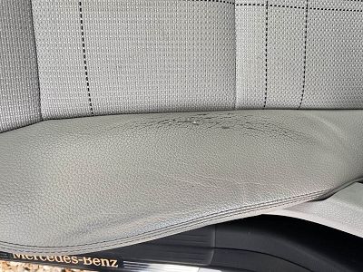assise cuir siège Mercedes abîmé