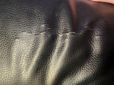 Réparation canapé simili