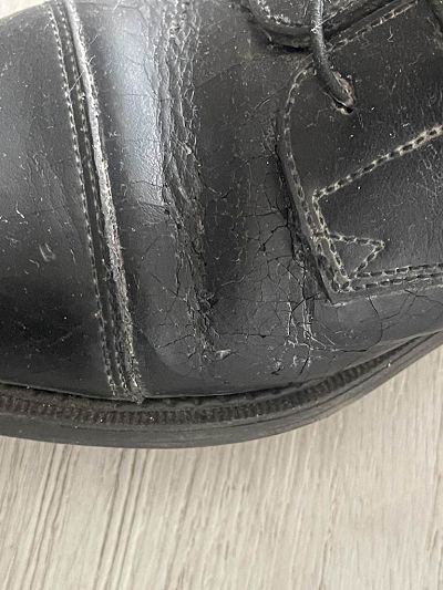 Bottes en cuir extrêmement sec