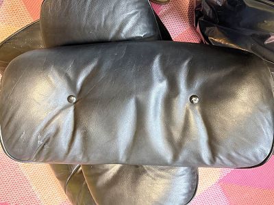 Entretient cuir lounge chair Eames