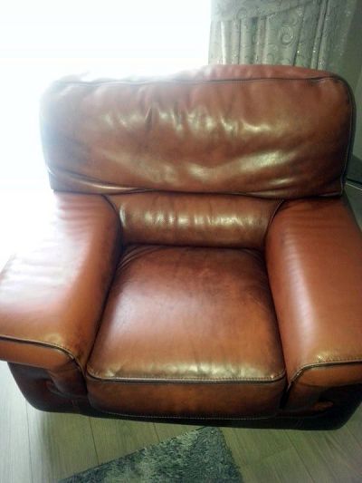 Rénovation de mes canapés en cuir marron