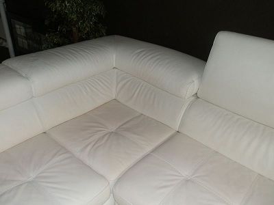 Repigmentation salon cuir blanc