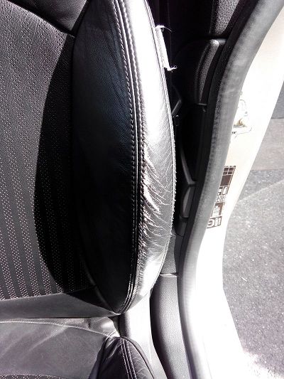 Retouche siège conducteur Mini Cooper 2007